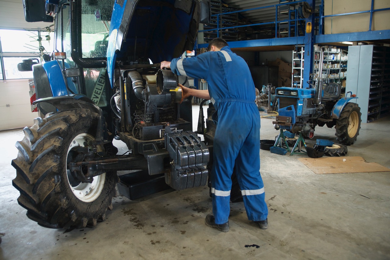 tractor-reparatie